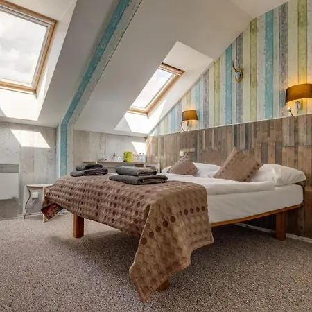 Royal Court 3* Praga