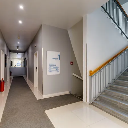 Royal Court Hotel 3*