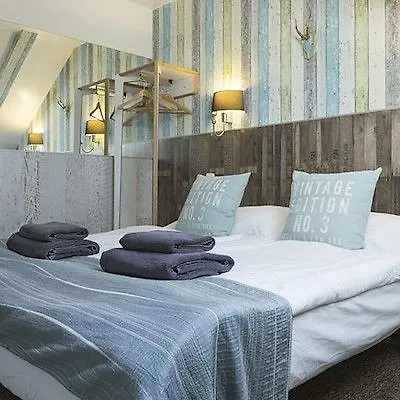Royal Court Hotel 3*